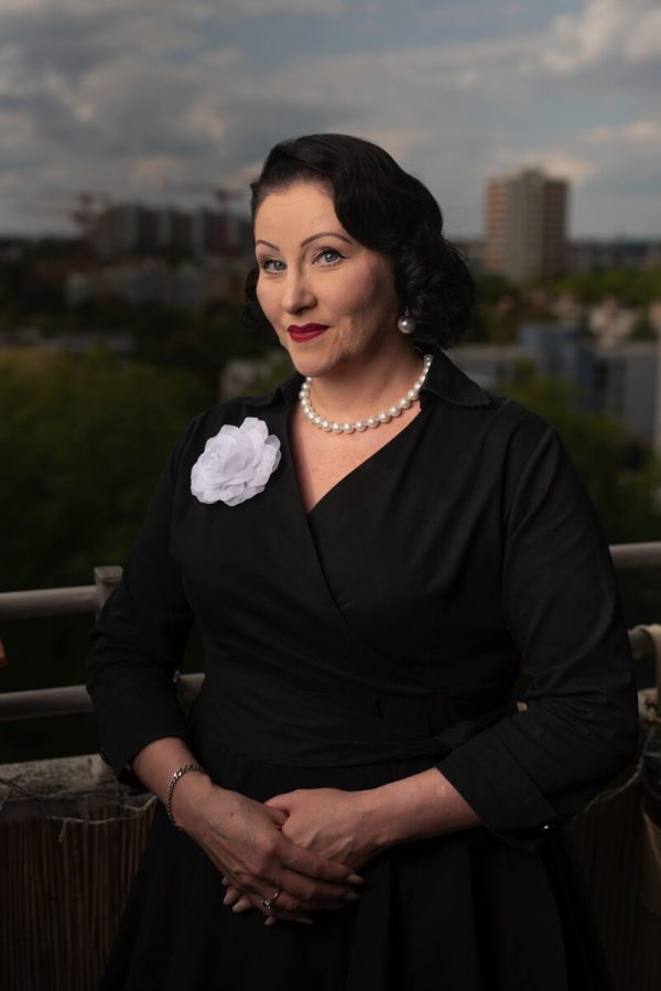 Resnik_TheOldWorld_05